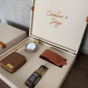 Caixa Personalizada Artesanal para Noivas - CX TD 002