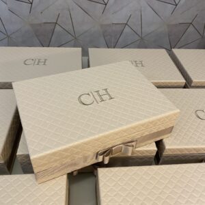 Caixa Personalizada Artesanal Acolchoada para Casamento - CX TD 044