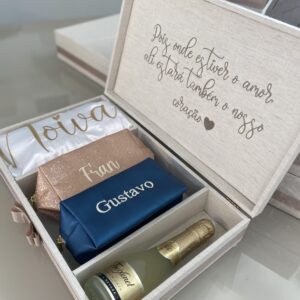 Caixa Personalizada Artesanal para Noivos/Padrinhos/Madrinhas - CX TD 048