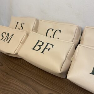 Necessaire Box Personalizada com Iniciais Bordadas TAMANHO MAY G – NCBOX MAY 04