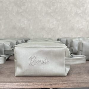 Necessaire Box Personalizada com Iniciais Bordadas TAMANHO MAY G – NCBOX MAY 06