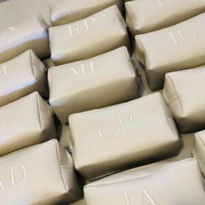 Necessaire Box Personalizada com Iniciais Bordadas TAMANHO MAY G – NCBOX MAY 13