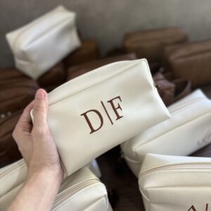 Necessaire Box Personalizada com Iniciais Bordadas TAMANHO MAY G – NCBOX MAY 24