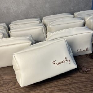 Necessaire Box Personalizada com Iniciais Bordadas TAMANHO MAY G – NCBOX MAY 26