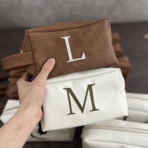 Necessaire Box Personalizada com Iniciais Bordadas TAMANHO MAY G – NCBOX MAY 35
