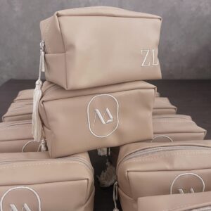 Necessaire Box Personalizada com Iniciais Bordadas TAMANHO MAY P - NCBOX MAY 01