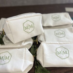 Necessaire Box Personalizada com Iniciais Bordadas TAMANHO MAY P - NCBOX MAY 05